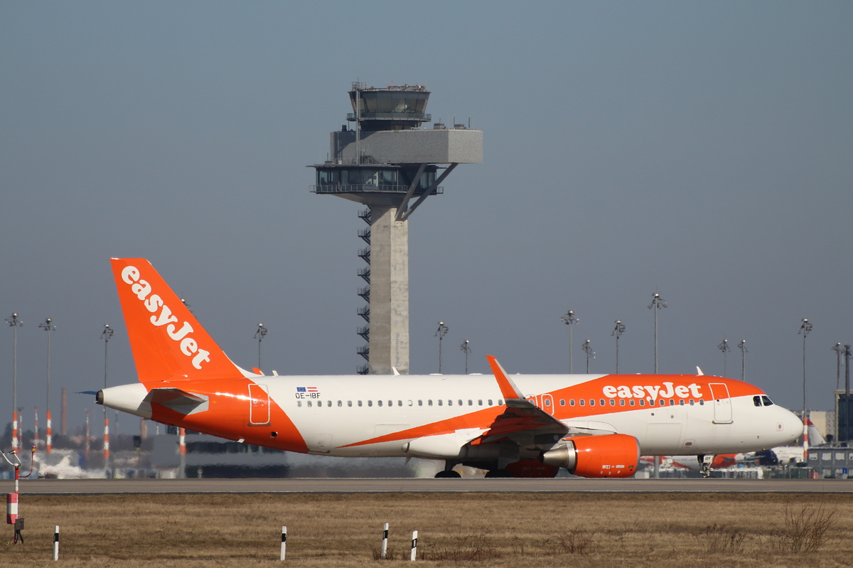 Easyjet Europe, Airnbus A 320-214, OE-IBF, BER, 06.03.2026