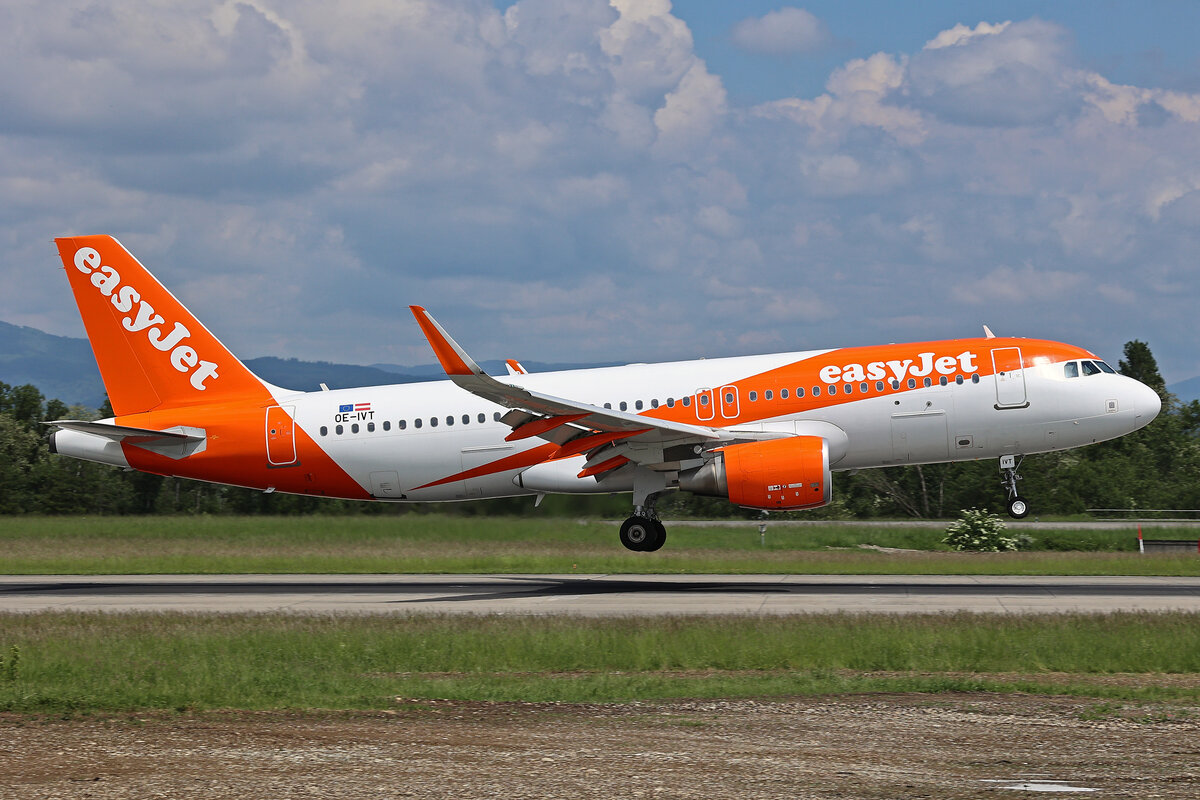 easyJet Europe, OE-IVT, Airbus A320-214, msn: 7632, 13.Mai 2025, BSL Basel - Mühlhausen, Switzerland.