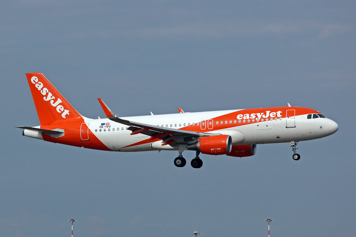easyJet Europe, OE-IVU, Airbus A320-214, msn: 7637, 02.Juli 2025, MXP Milano-Malpensa, Italy.