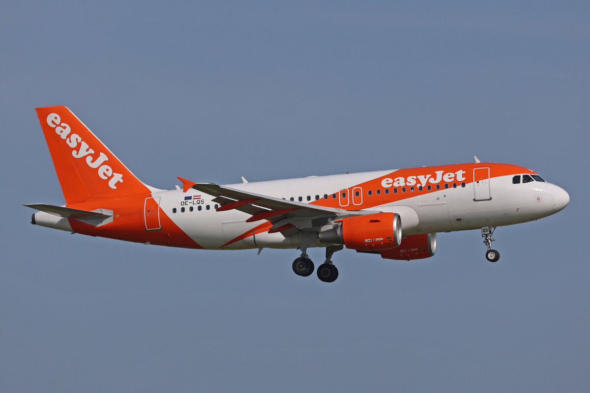 easyJet Europe, OE-LQS, Airbus A319-111, msn: 4090, 19.Mai 2023, AMS Amsterdam, Netherlands.