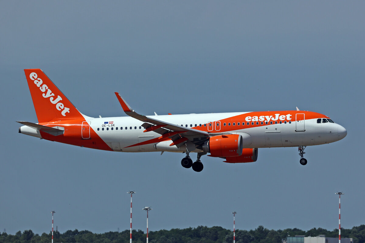 easyJet Europe, OE-LSK, Airbus A320-251N, msn: 9111, 02.Juli 2025, MXP Milano Malpensa, Italy.