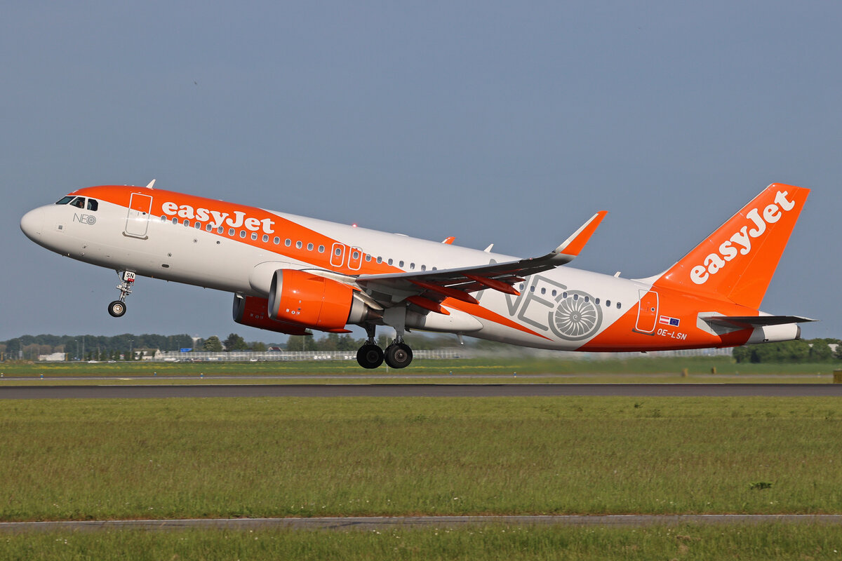 easyJet Europe, OE-LSN, Airbus A320-251N, msn: 10701, 18.Mai 2023, AMS Amsterdam, Netherlands.