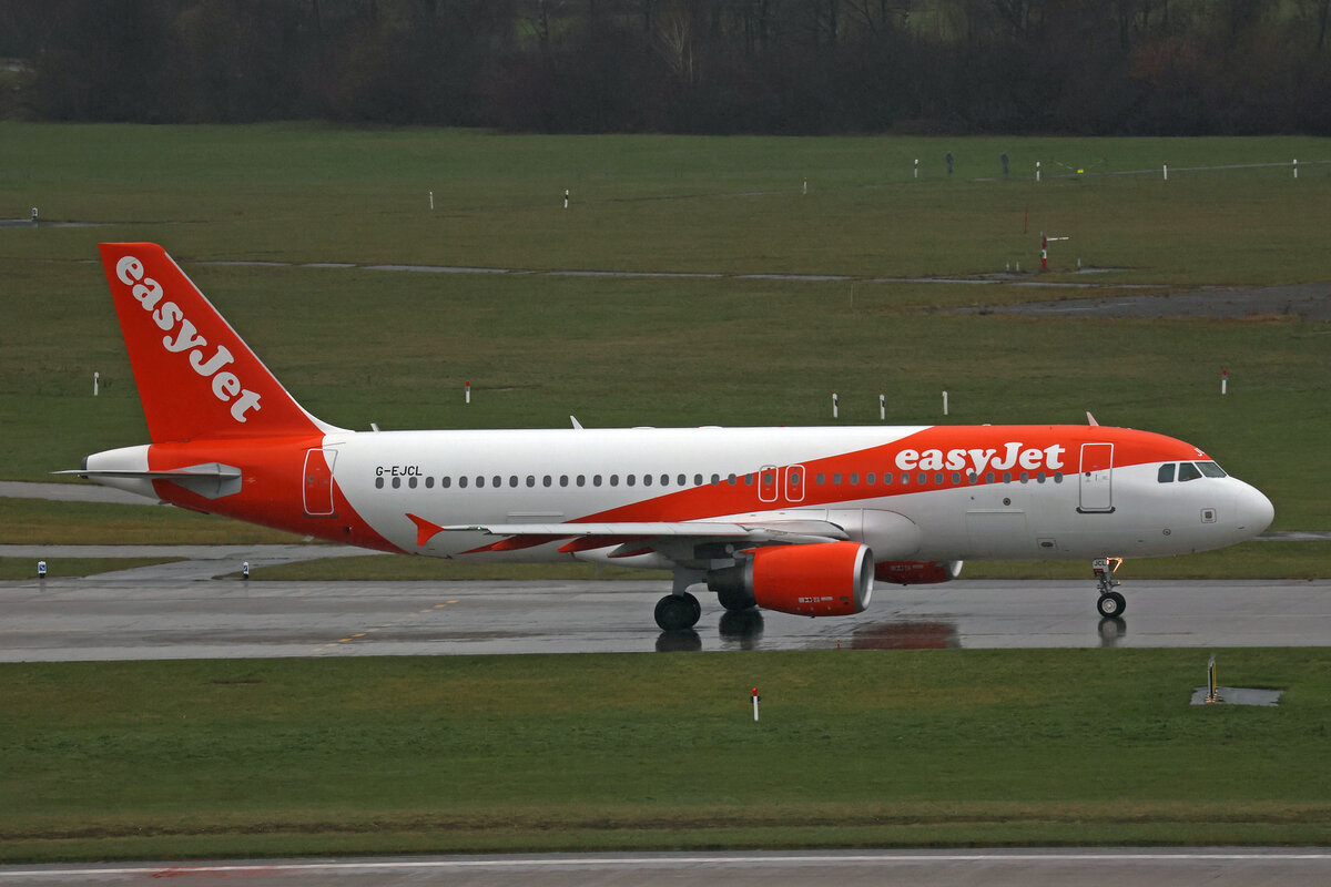 easyJet, G-EJCL, Airbus A320-214, msn: 4861, 07.Dezember 2024, ZRH Zürich, Switzerland.