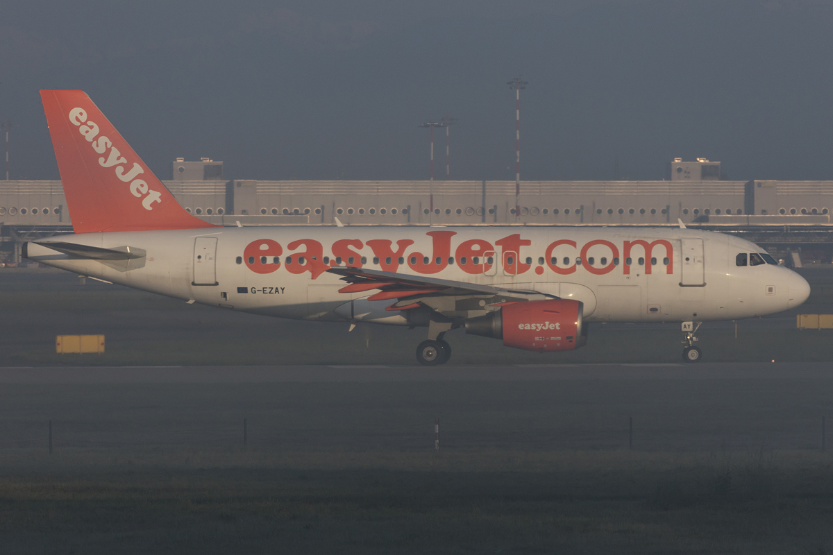 EasyJet, G-EZAY, Airbus, A319-111, 15.05.2016, MXP, Mailand, Italy



