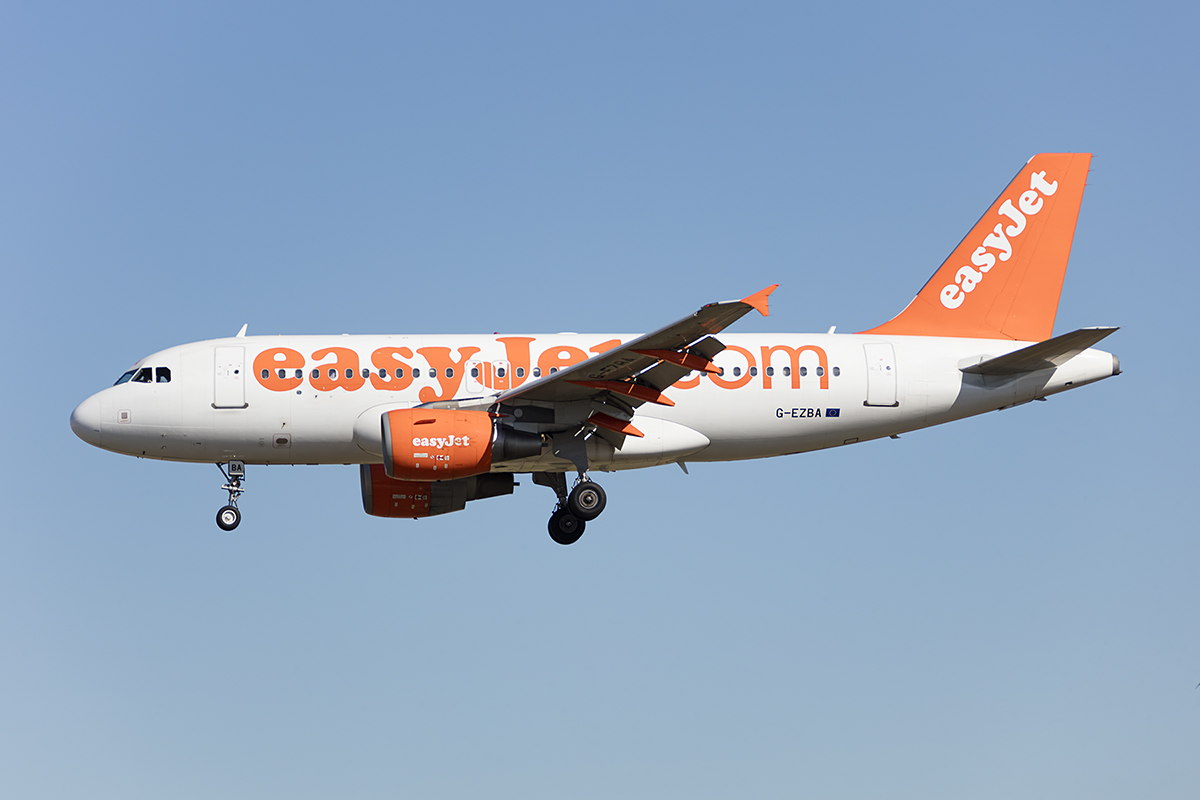 EasyJet, G-EZBA, Airbus, A319-111, 13.09.2017, BCN, Barcelona, Spain



