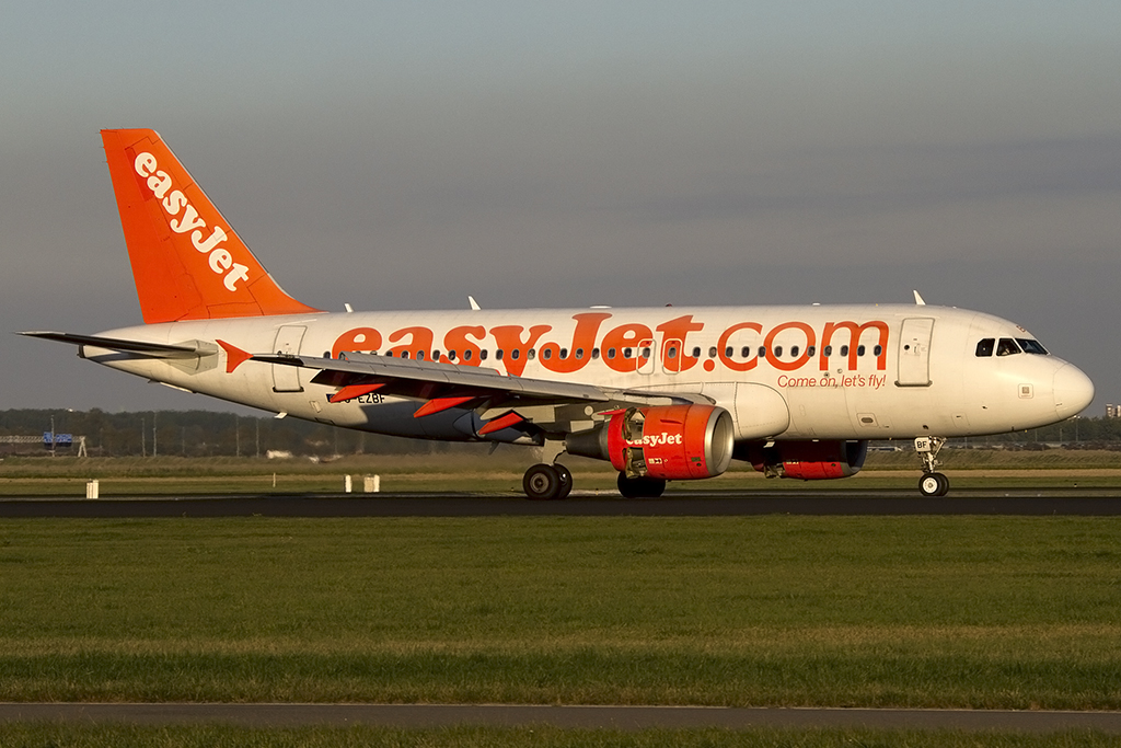 EasyJet, G-EZBF, Airbus, A319-111, 06.10.2013, AMS, Amsterdam, Netherlands 




