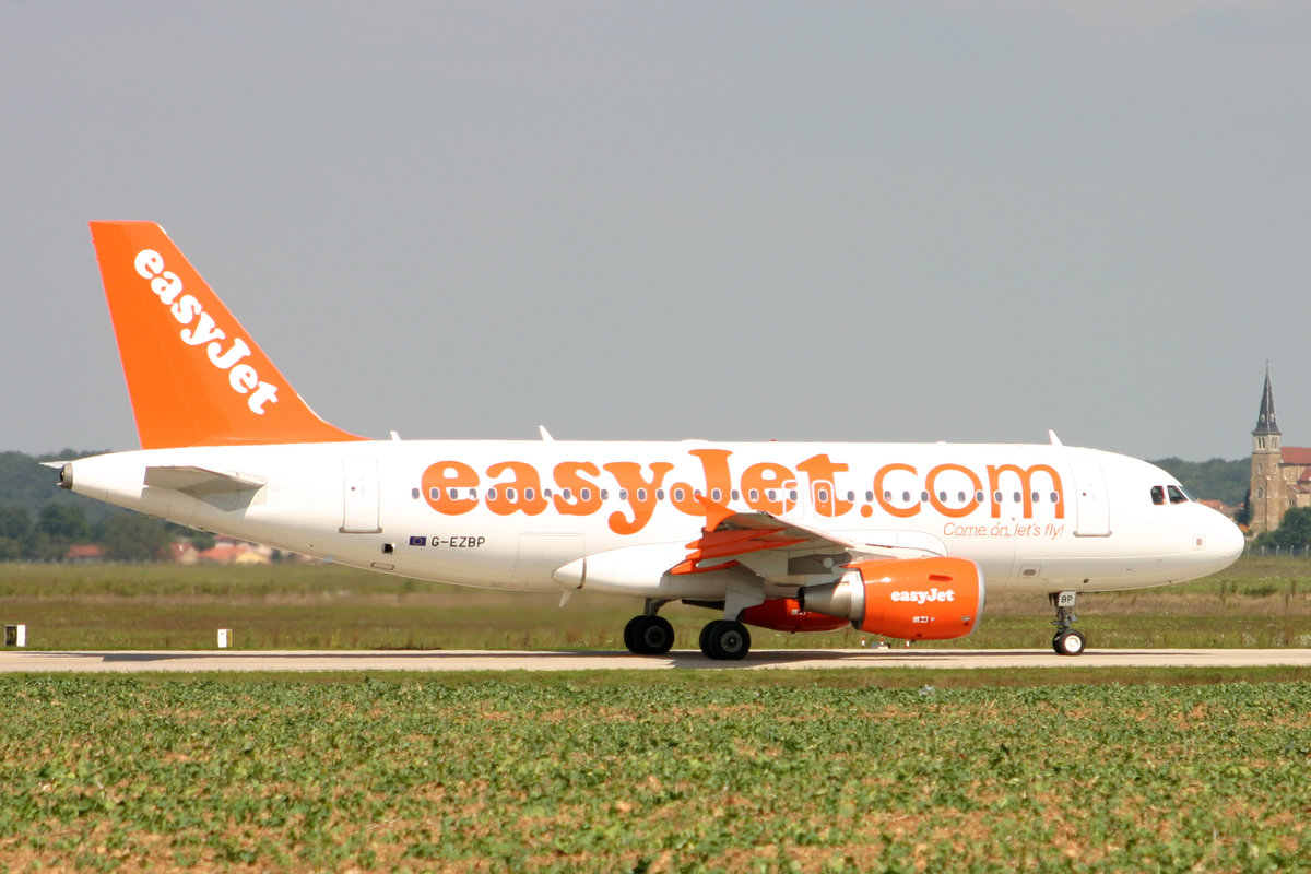 easyJet, G-EZBP, Airbus A319-111, msn: 3084, 31.August 2007, LYS Lyon, France.