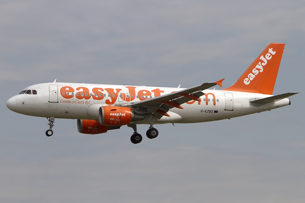 EasyJet, G-EZBZ, Airbus, A319-111, 02.06.2014, BCN, Barcelona, Spain




