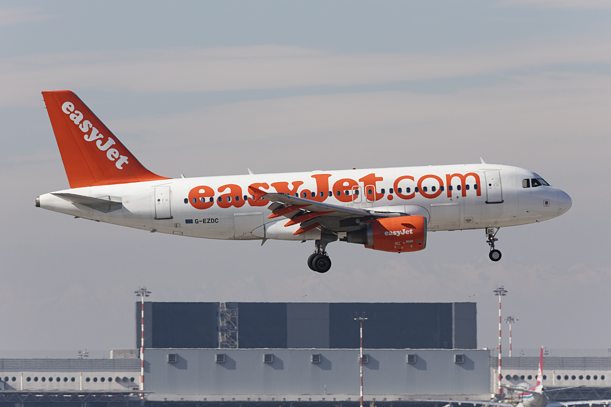 EasyJet, G-EZDC, Airbus, A319-111, 26.02.2017, MXP, Mailand, Italy 


