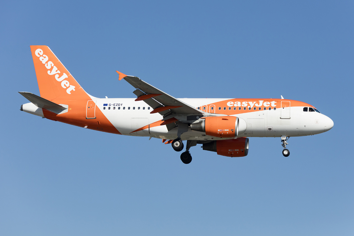EasyJet, G-EZDY, Airbus, A319-111, 17.04.2017, GVA, Geneve, Switzerland 



