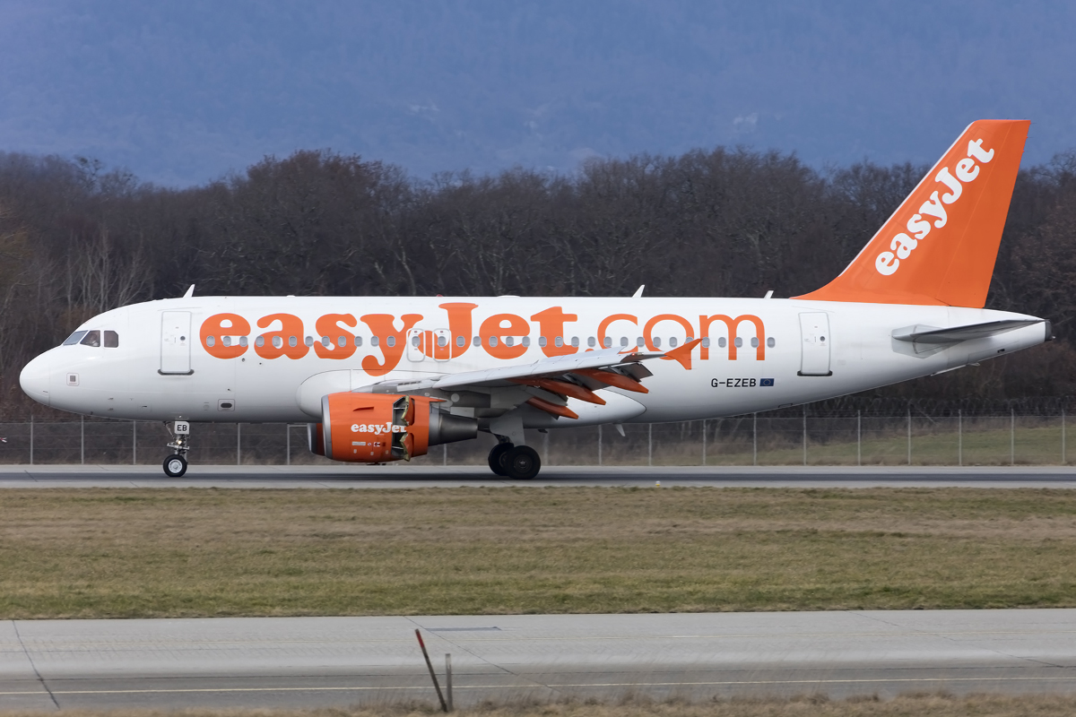 EasyJet, G-EZEB, Airbus, A319-111, 30.01.2016, GVA, Geneve, Switzerland 



