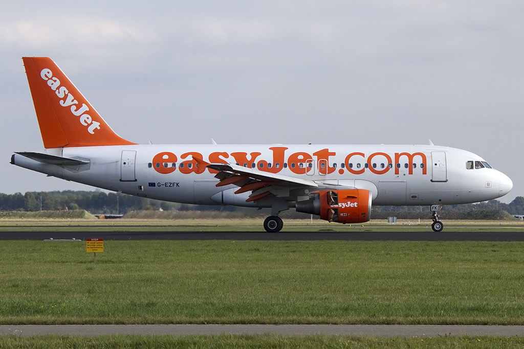 EasyJet, G-EZFK, Airbus, A320-214, 06.10.2013, AMS, Amsterdam, Netherlands 




