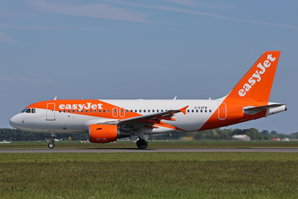 easyJet, G-EZFW, Airbus A319-111, msn: 4380, 19.Mai 2023, AMS Amsterdam, Netherlands.
