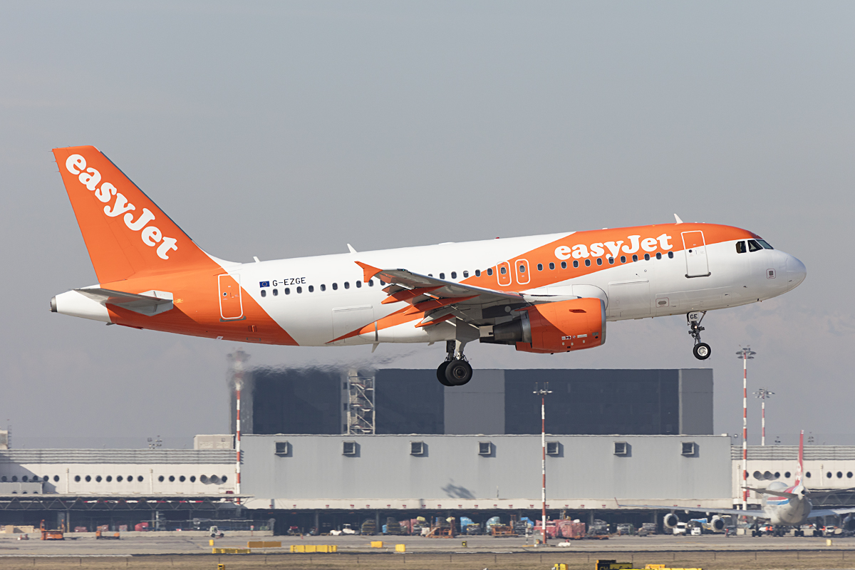 EasyJet, G-EZGE, Airbus, A319-111, 26.02.2017, MXP, Mailand, Italy 



