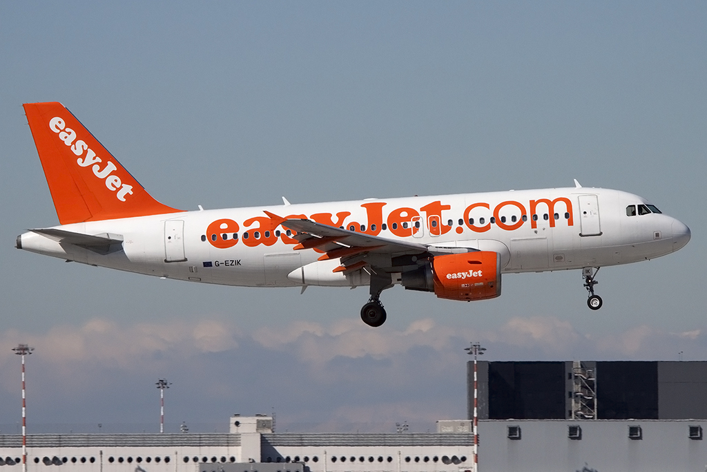 EasyJet, G-EZIK, Airbus, A319-111, 06.04.2015, MXP, Mailand-Malpensa, Italy 