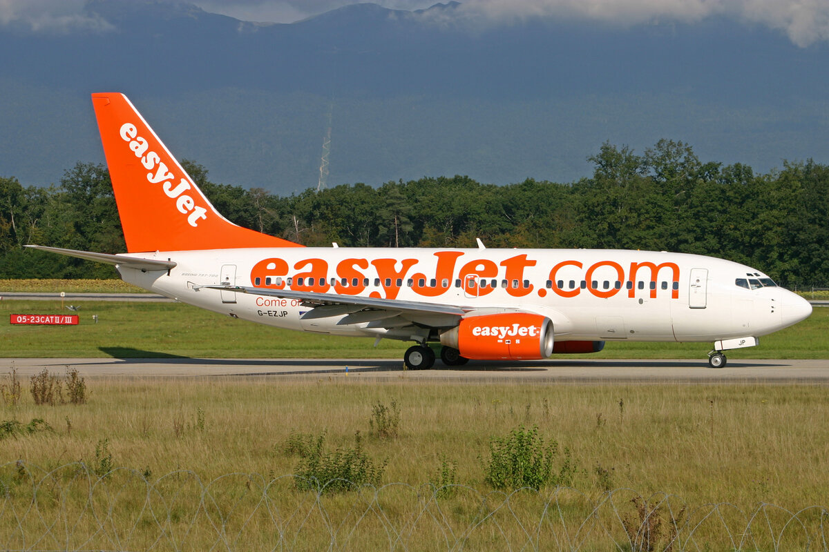 easyJet, G-EZJP, Boeing 737-73V, msn: 32412/1151, 01.September 2007, GVA Genève, Switzerland.