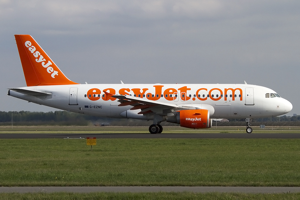 EasyJet, G-EZNC, Airbus, A319-111, 06.10.2013, AMS, Amsterdam, Netherlands 



