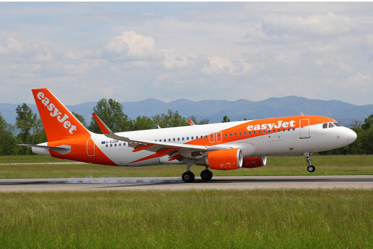 easyJet, G-EZOR, Airbus A320-214 SL, 18.Mai 2016, BSL Basel, Switzerland.