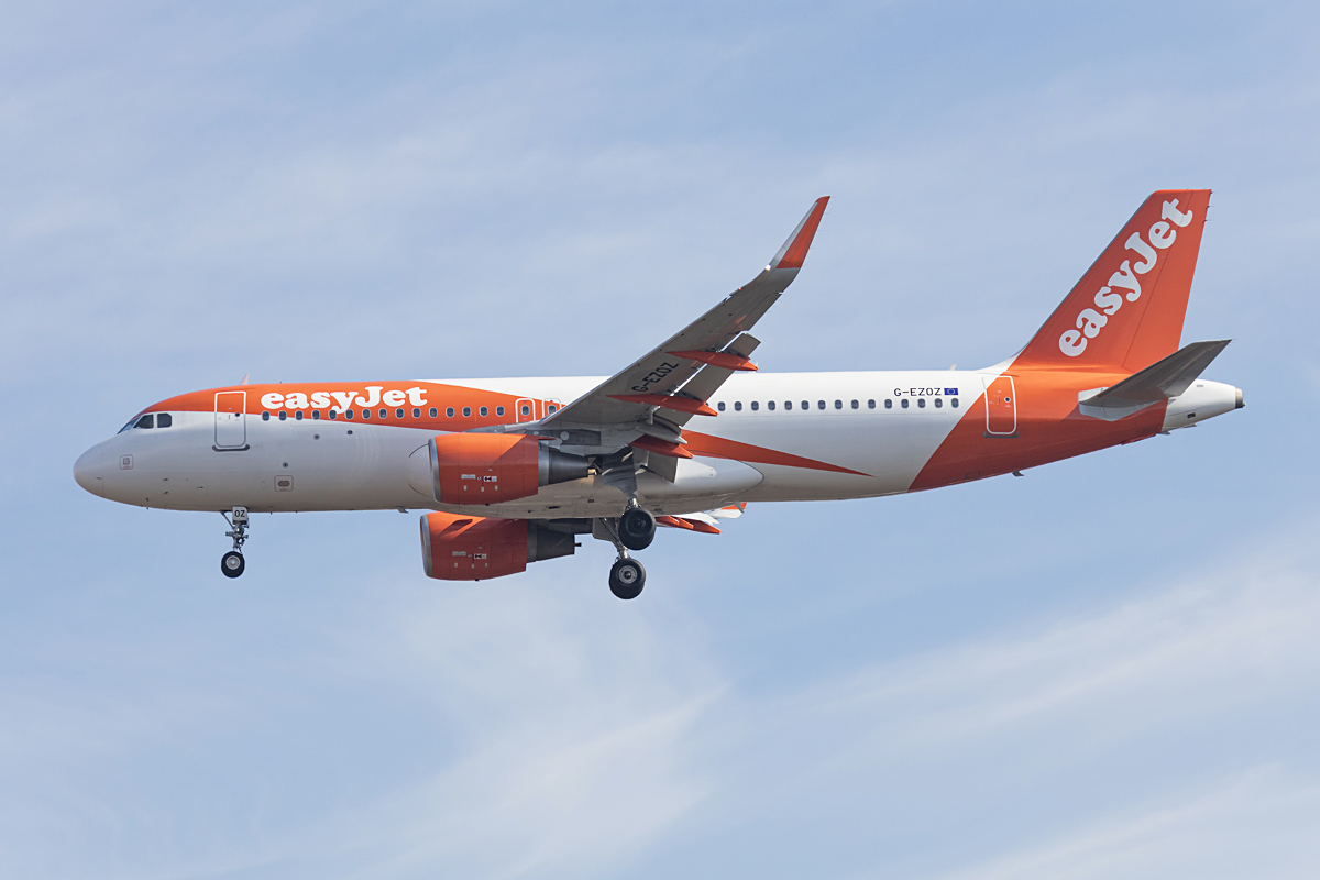 EasyJet, G-EZOZ, Airbus, A320-214, 26.02.2017, MXP, Mailand, Italy 




