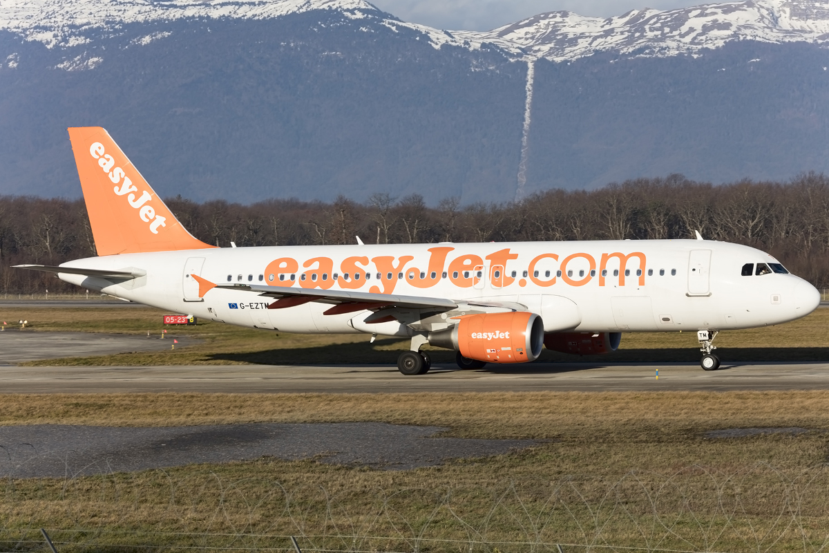 EasyJet, G-EZTM, Airbus, A320-214, 30.01.2016, GVA, Geneve, Switzerland 



