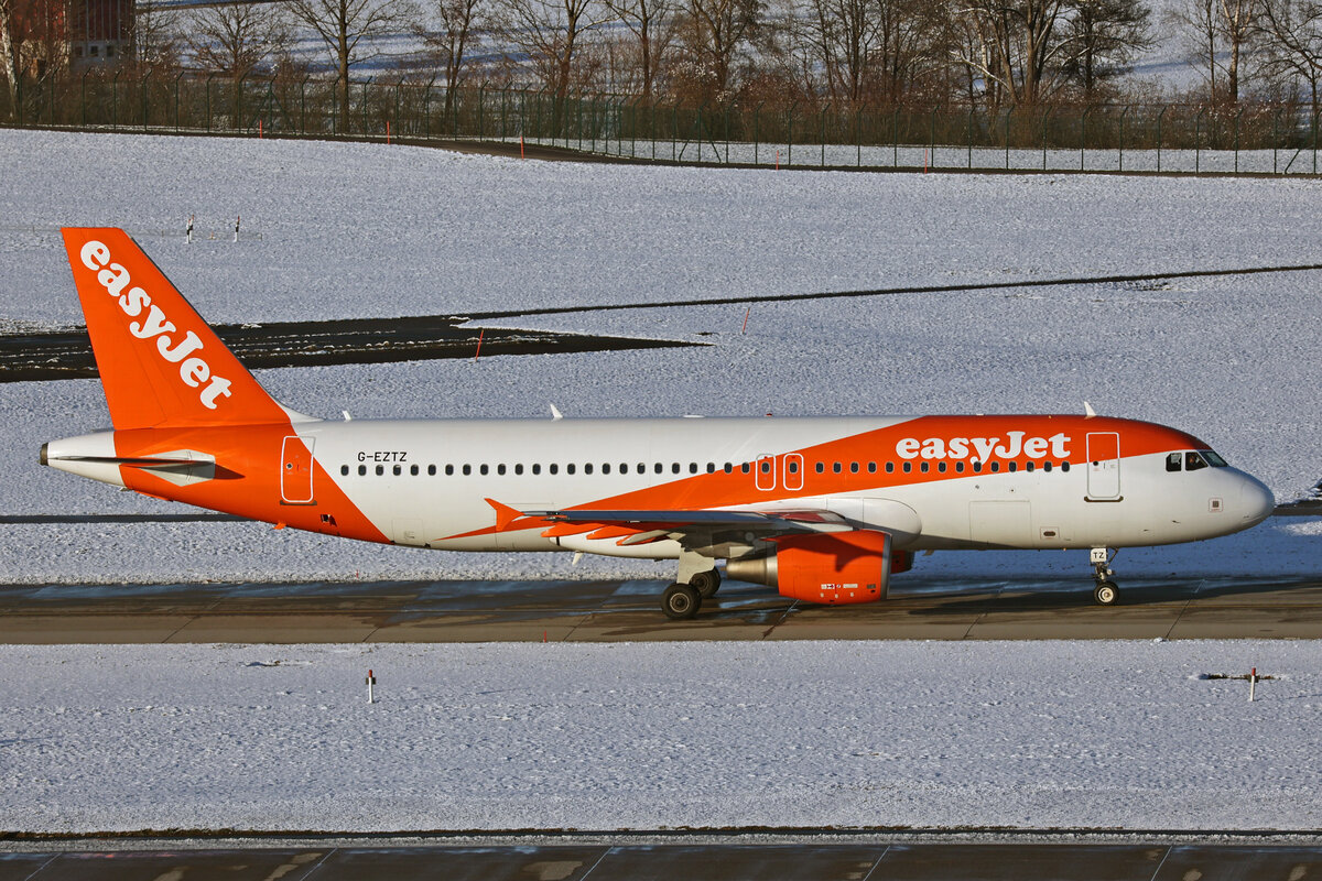 easyJet, G-EZTZ, Airbus A320-214, msn: 4556, 19.Januar 2024, ZRH Zürich, Switzerland.