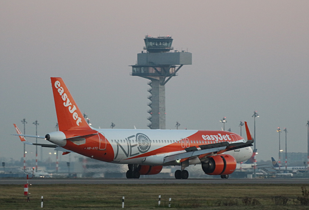 Easyjet Switzerland, Airbus A 320-251N, HB-AYO, BER, 07.11.2025