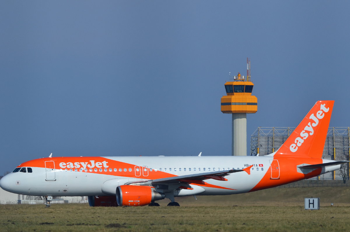 EasyJet Switzerland Airbus A320 HB-JYA am Airport Hamburg Helmut Schmidt aufgenommen am 30.03.18