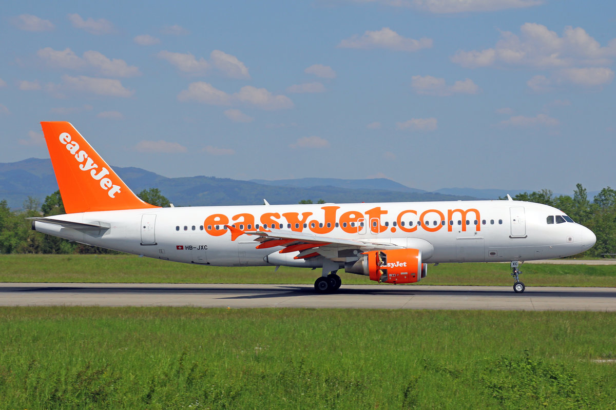 easyJet Switzerland, HB-JXC, Airbus A320-214,  8.Mai 2016, BSL Basel, Switzerland.