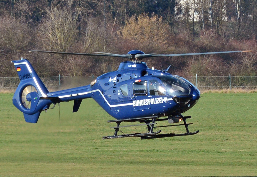 EC 135T-2 D-HVBO Bundespolizei, hovert in EDKB - 16.02.2016