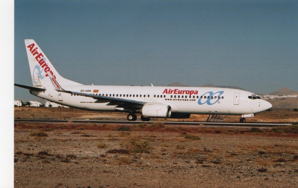 EC-HZS, Boeing 738, MSN: 30276, LN: 920, Air Europa, Arrecife Lanzarote Airport, xx/09/xx.