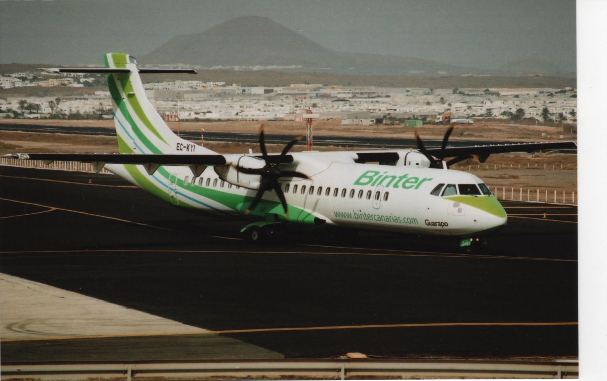 EC-KYI, ATR 72, MSN: 850, Binter Canarias, Arrecife Lanzarote Airport, 24/09/2010.