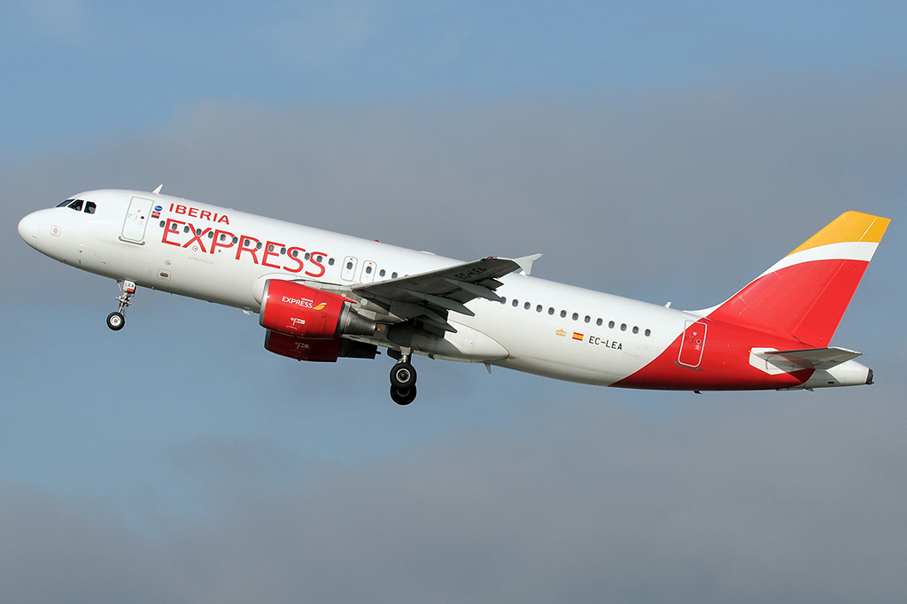 EC-LEA Airbus A320-214 11.11.2019