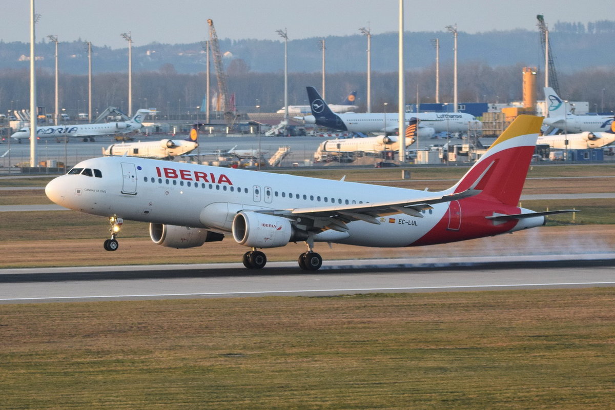 EC-LUL Iberia Airbus A320-216(WL) ,  30.03.2019 , MUC 