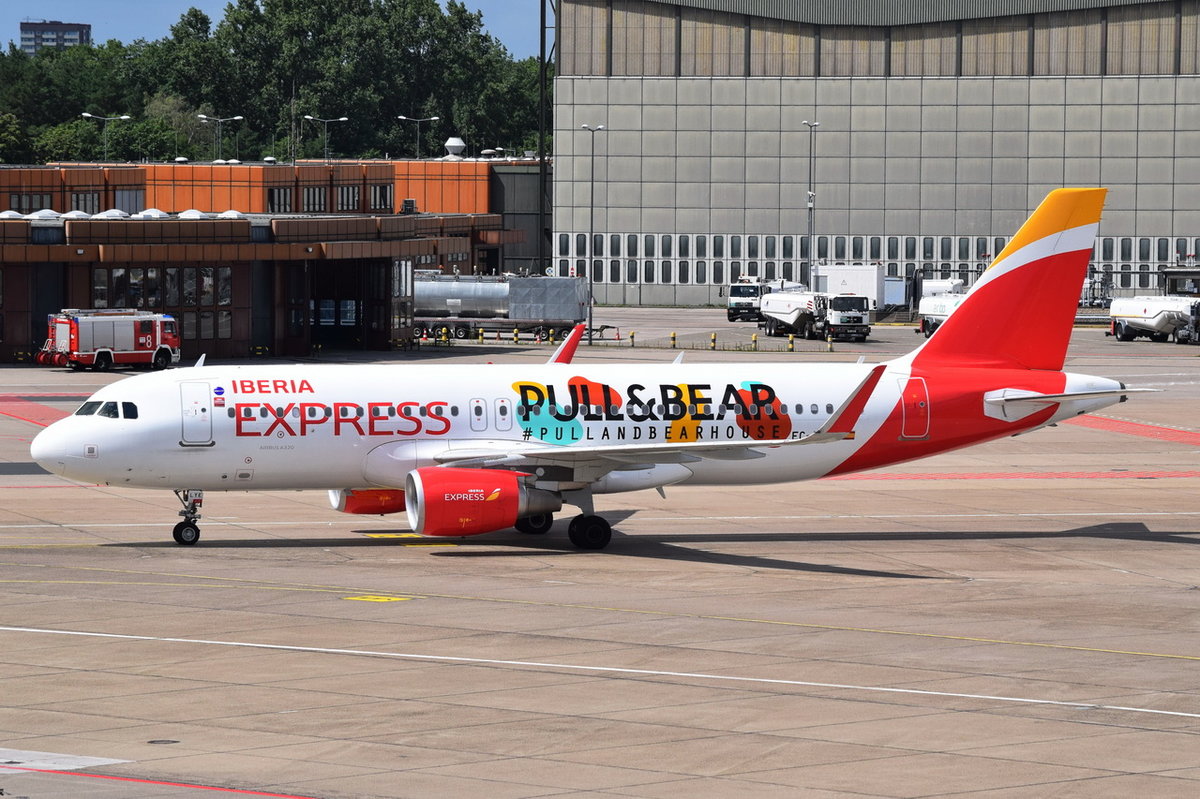 EC-LYE Iberia Express Airbus A320-216(WL)  , TXL , 13.07.2017
