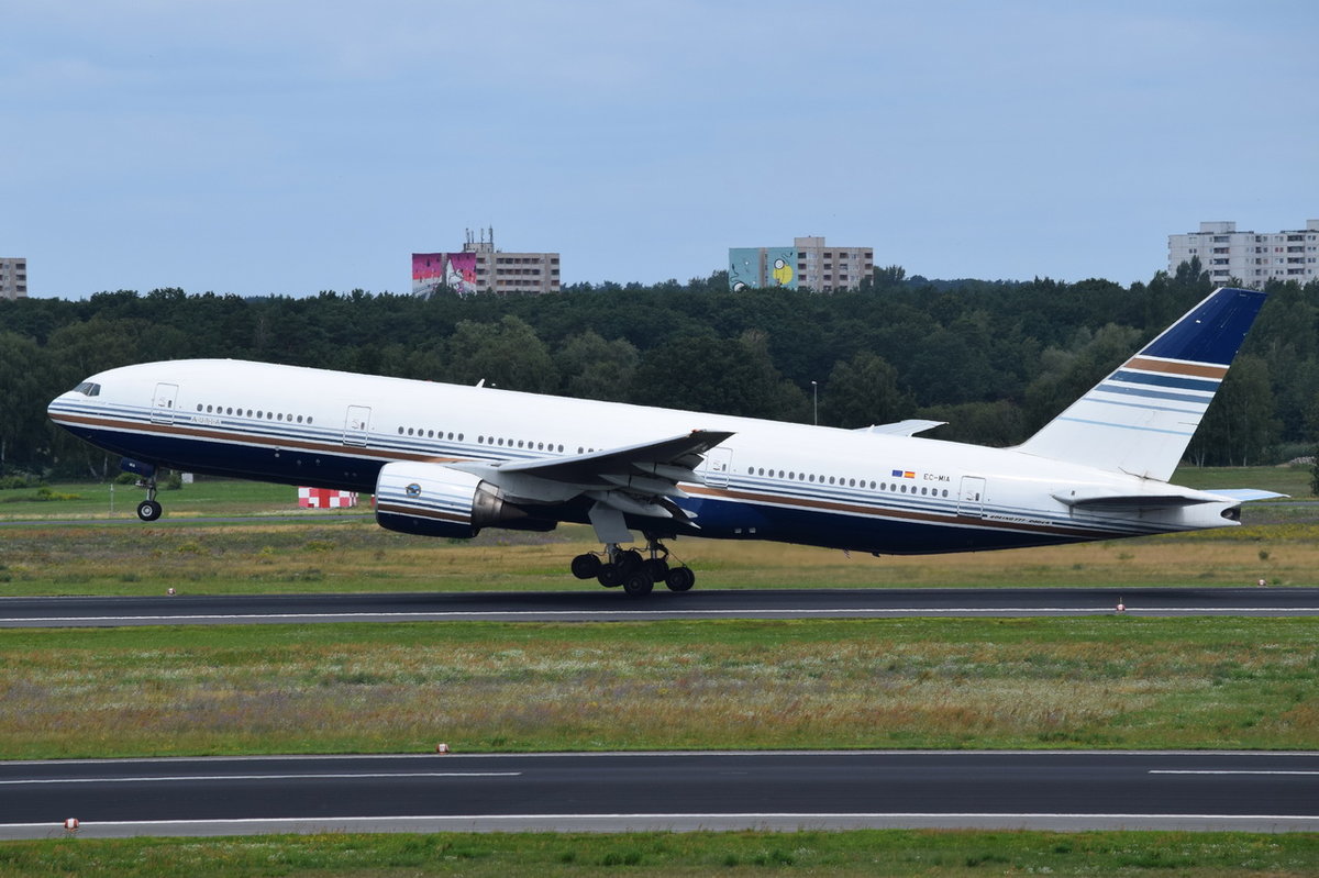 EC-MIA Privilege Style Boeing 777-28E(ER)   , TXL , 13.07.2017