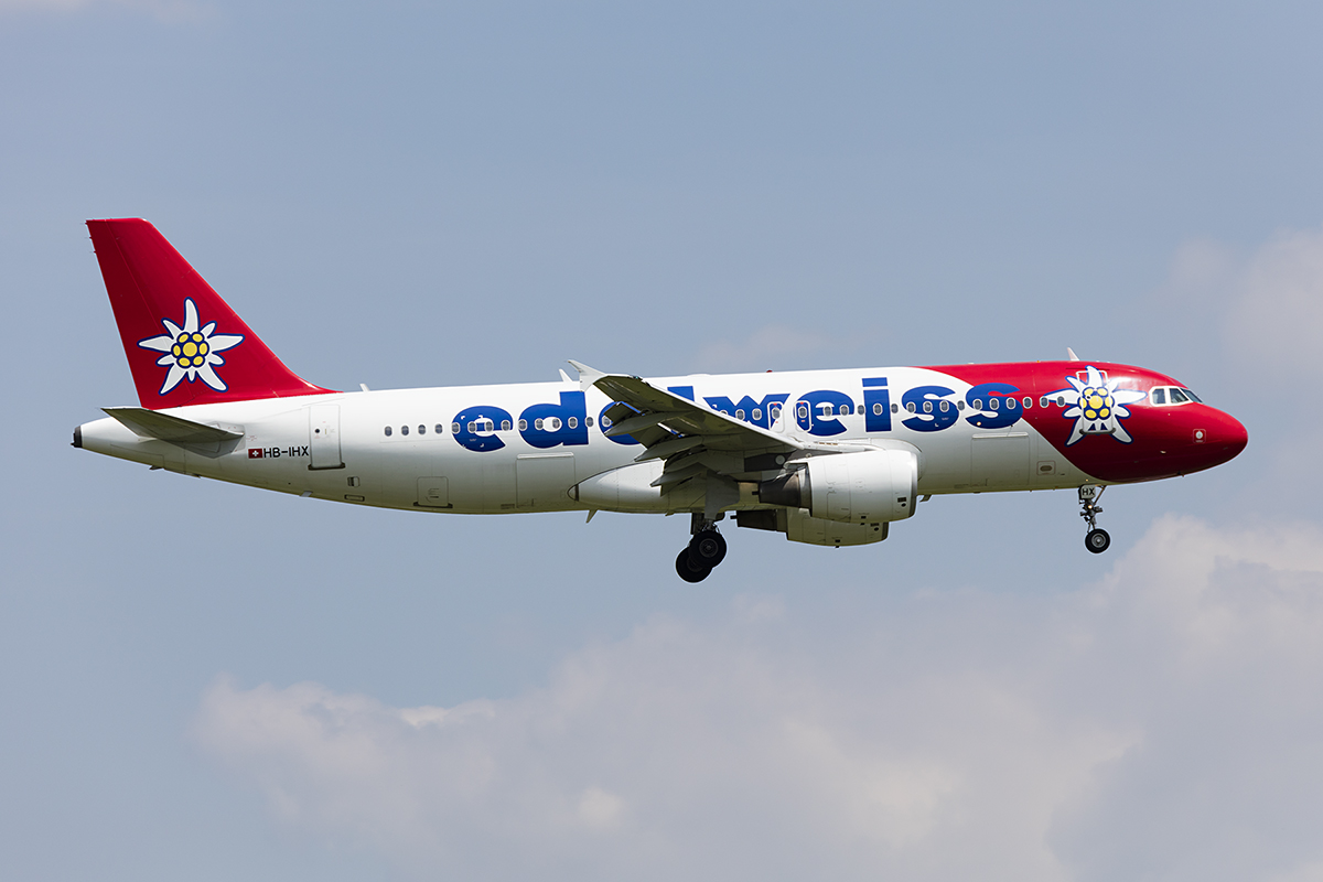 Edelweiss Air, HB-IHX, Airbus, A320-214, 25.05.2017, ZRH, Zürich, Switzerland



