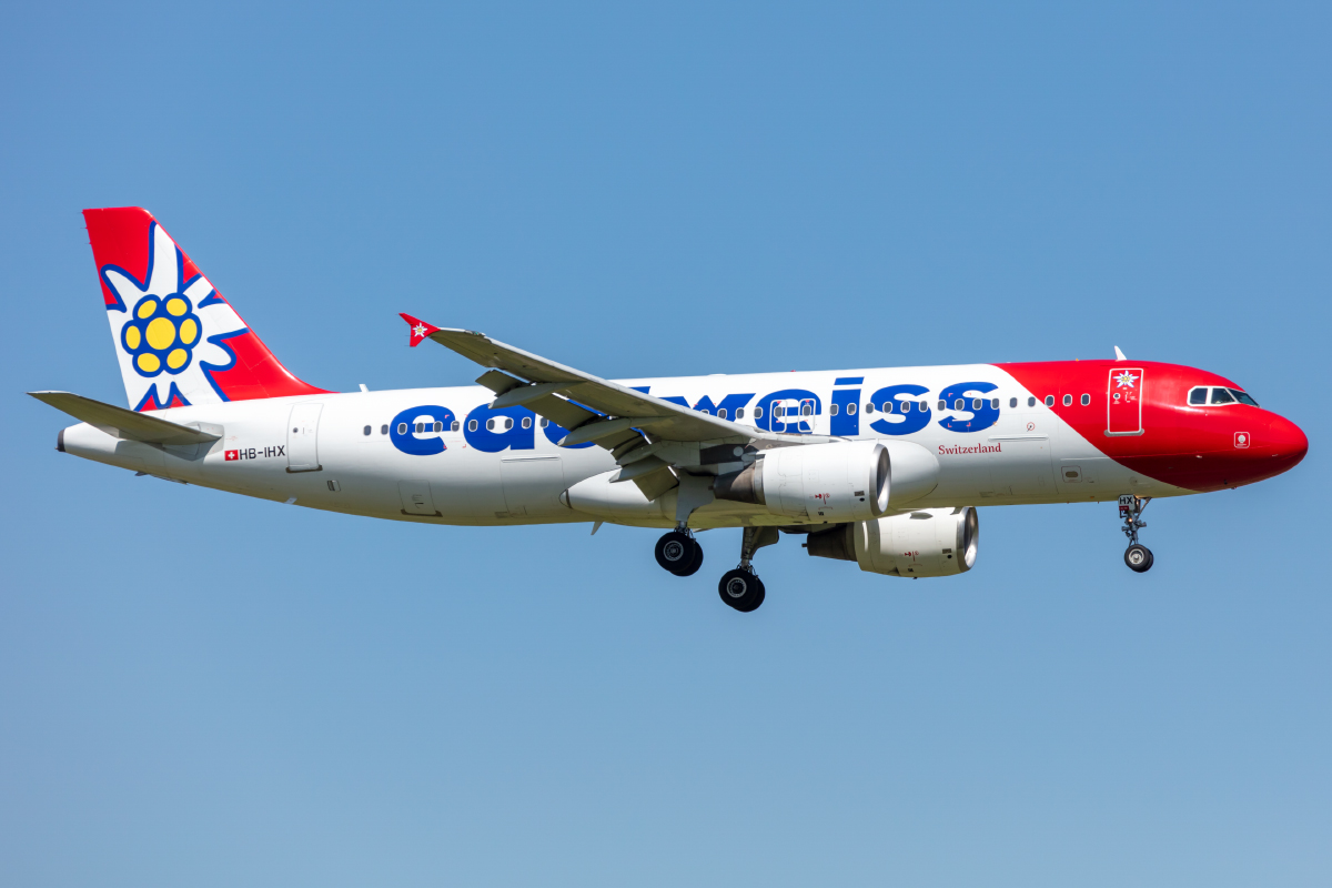 Edelweiss Air, HB-IHX, Airbus, A320-214, 28.04.2022, ZRH, Zürich, Switzerland