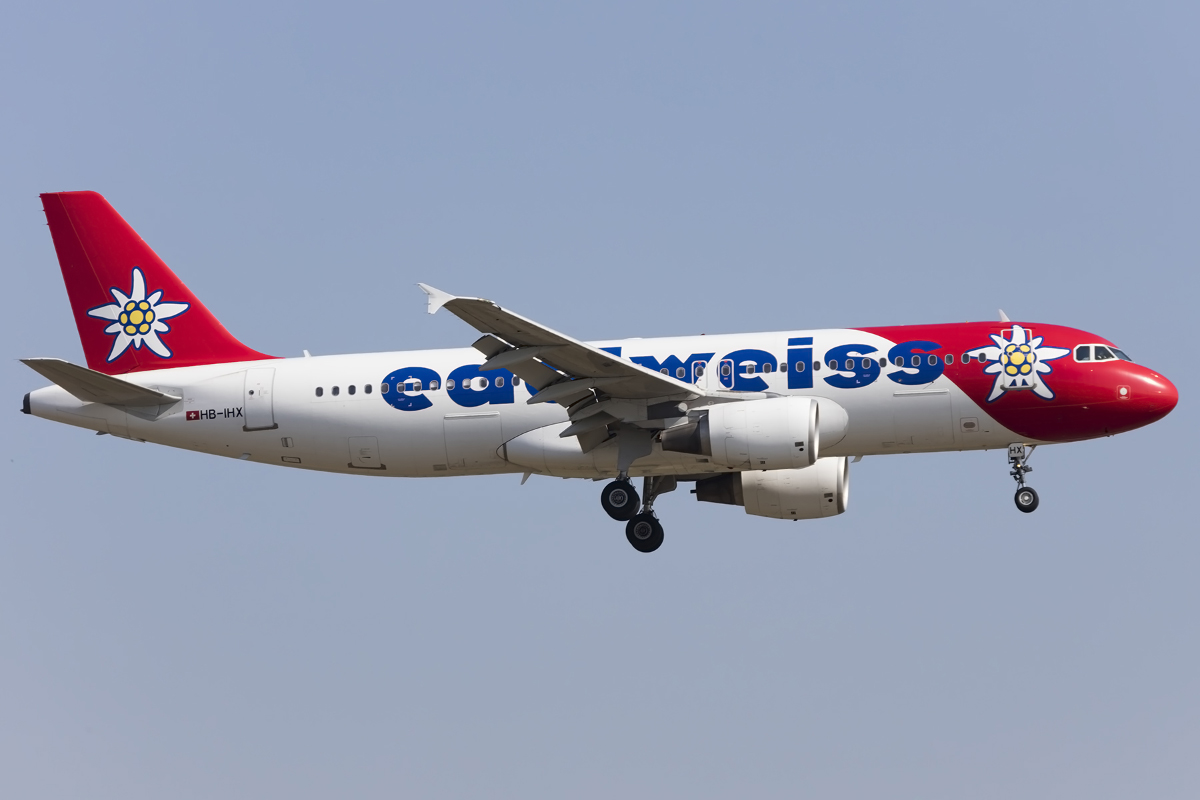 Edelweiss Air, HB-IHX, Airbus, A320-214, 19.03.2016, ZRH, Zürich, Switzenland 


