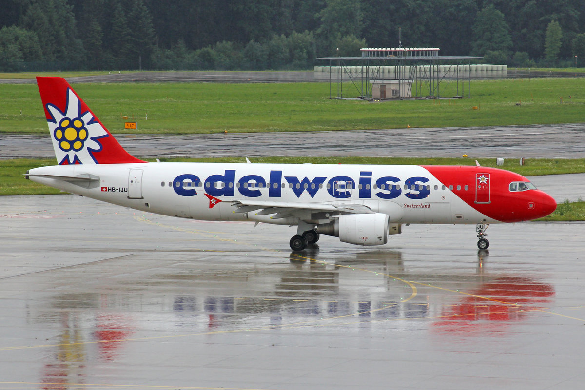 Edelweiss Air, HB-IJU, Airbus A320-214, msn: 1951,  Corvatsch , 11.Juli 2020, ZRH Zürich, Switzerland.