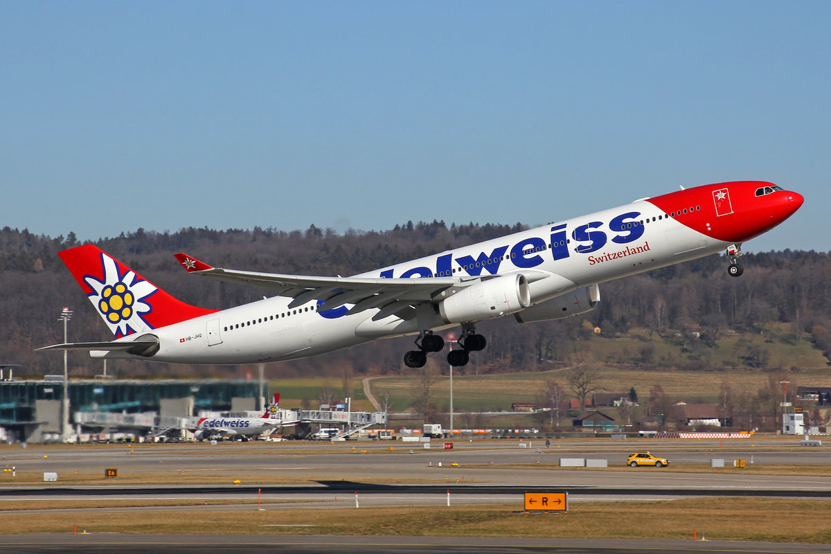 Edelweiss Air, HB-JHQ, Airbus A330-343X, msn: 1193,  Chamsin ,  27.Februar 2019, ZRH Zürich, Switzerland.