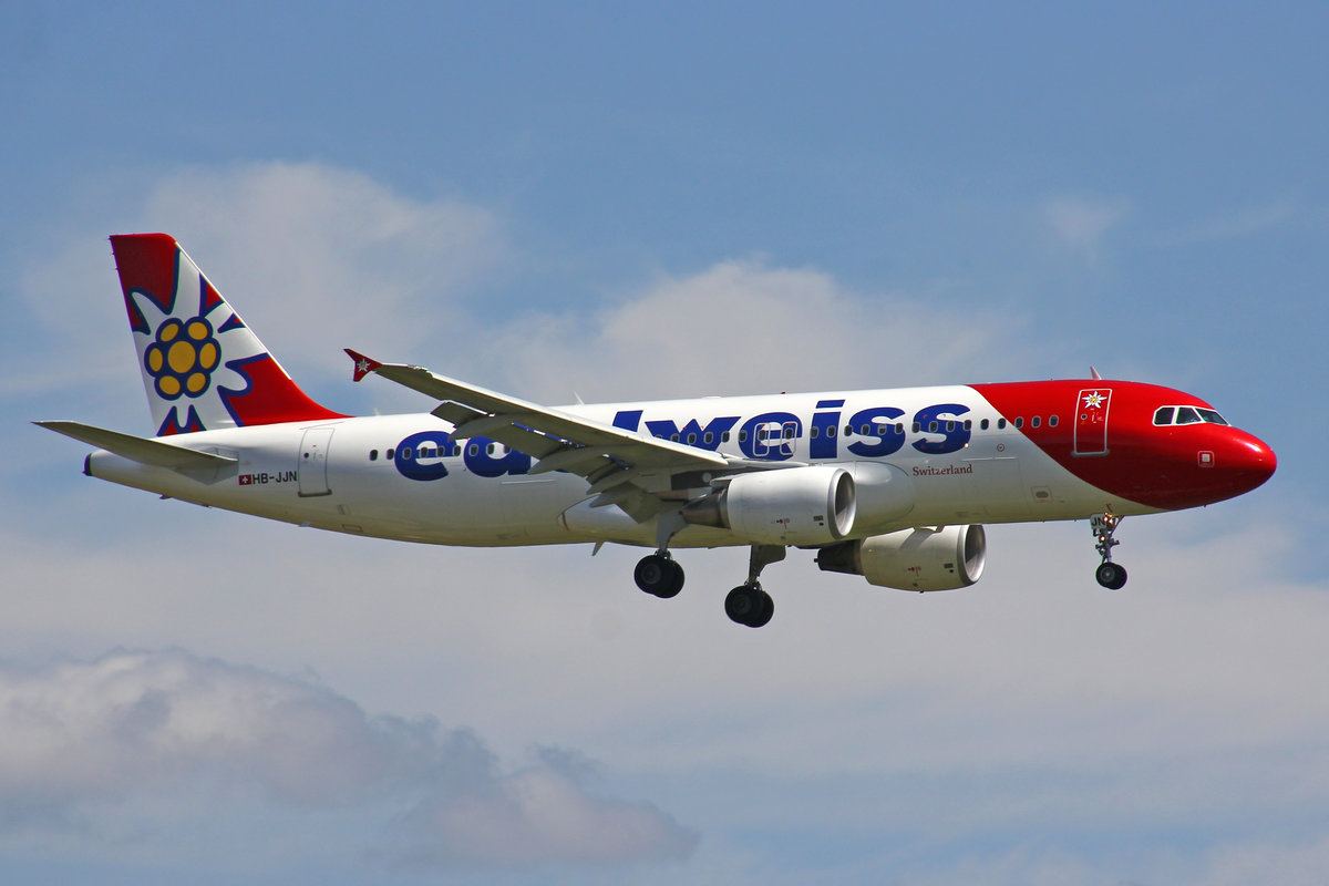 Edelweiss Air, HB-JJN, A320-214, msn: 4187,  Stanserhorn , 01.August 2019, ZRH Zürich, Switzerland.
