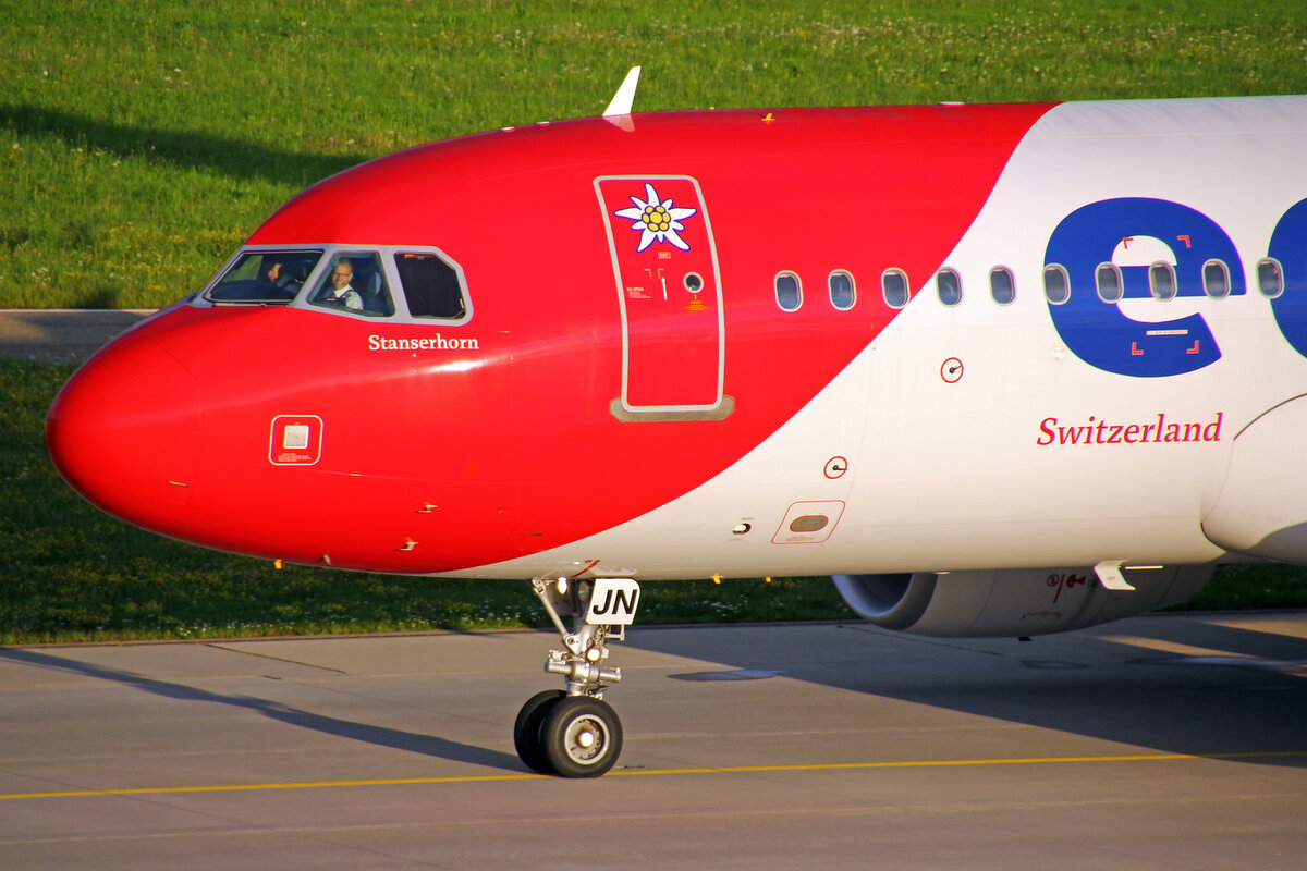 Edelweiss Air, HB-JJN, A320-214, msn: 4187,  Stanserhorn , 11.Juli 2021, ZRH Zürich, Switzerland.