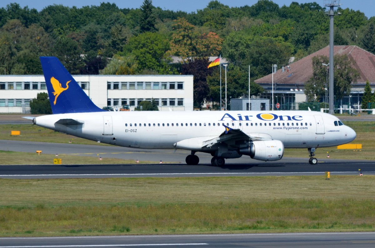 EI-DSZ Air One Airbus A320-216    gelandet in Tegel am 03.09.2014