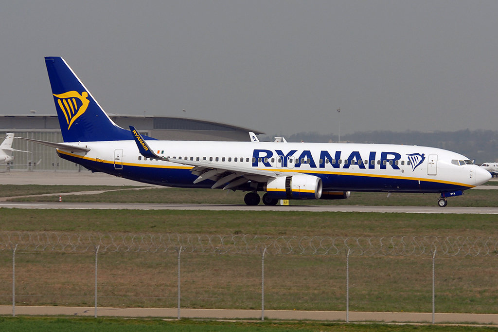 EI-DYN Boeing 737-8AS 07.04.2019