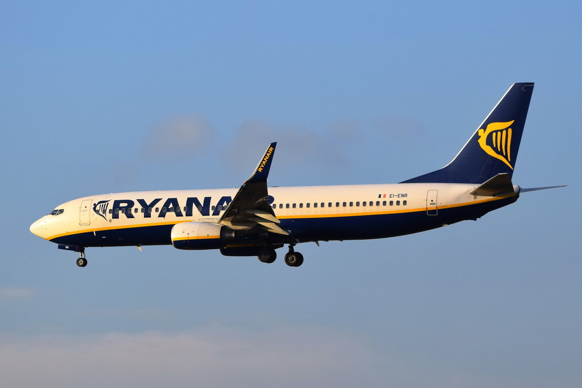 EI-ENR Ryanair Boeing 737-8AS(WL) , FRA , 07.12.2017