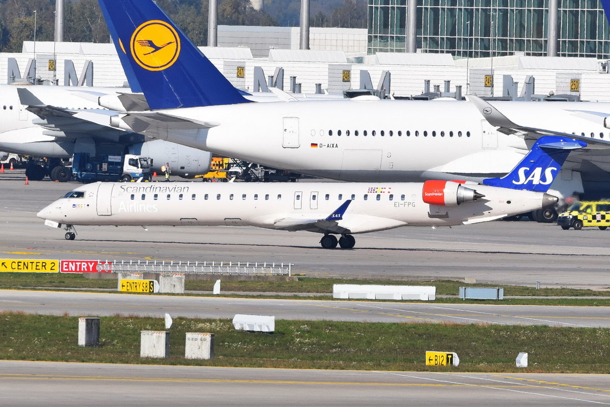 EI-FPG SAS Scandinavian Airlines Bombardier CRJ-900LR (CL-600-2D24) , 13.10.2018 , MUC