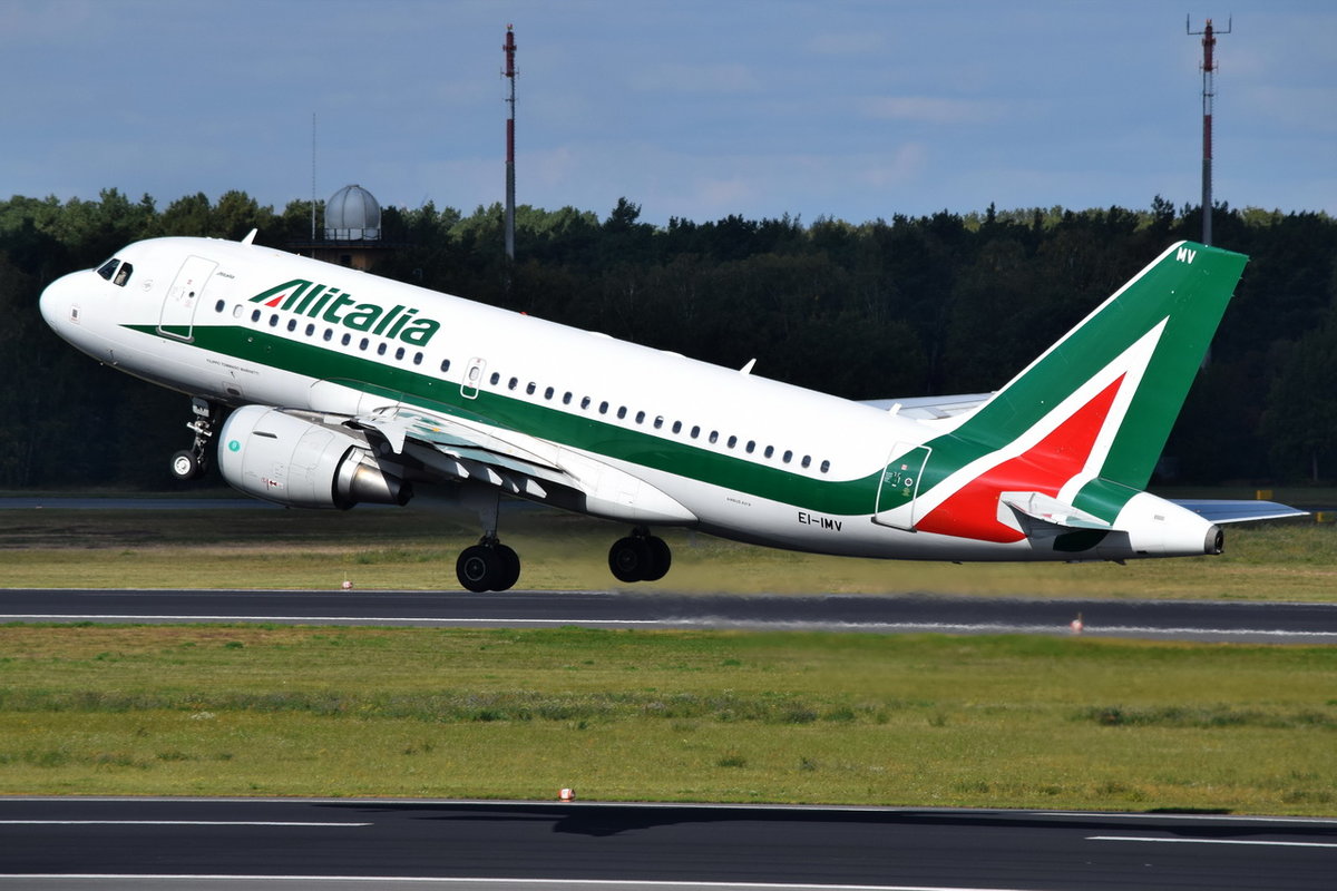 EI-IMV Alitalia Airbus A319-111   , TXL , 22.09.2017