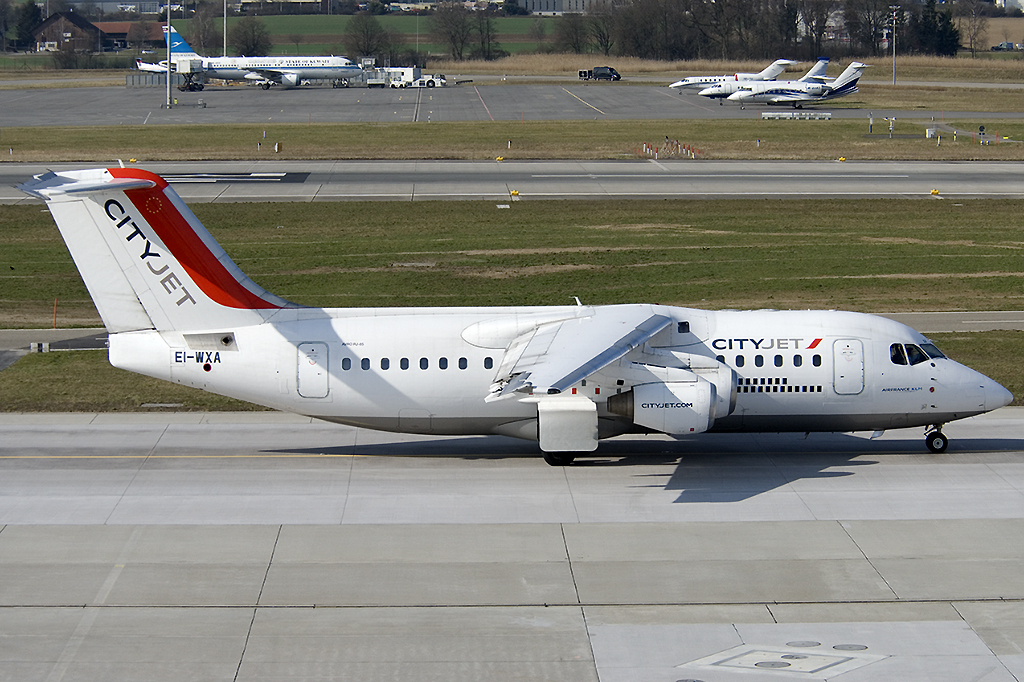 EI-WXA Avro Regional Jet RJ85 17.03.2012