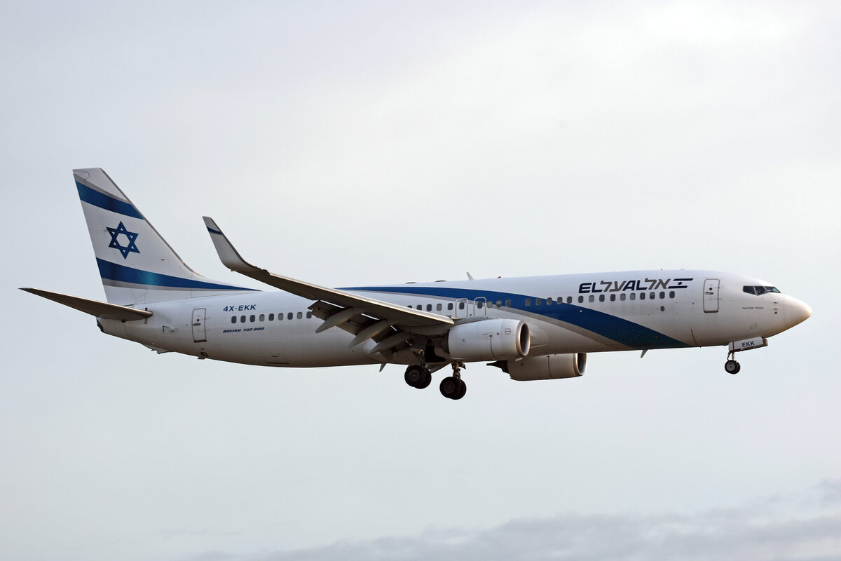 El Al Israel Airlines, 4X-EKK, Boeing 737-85R, msn: 39070/5196,  Givat Shmuel , 28.Dezember 2023, ZRH Zürich, Switzerland.