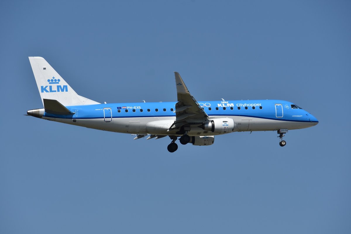 Embraer ERJ-175STD 170-200 - WA KLC KLM Cityhopper - 17000702 - PH-EXS - 23.08.2019 - FRA